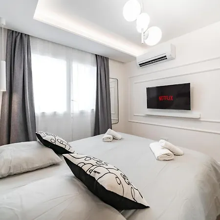 1mn Gare De Monaco - Joli - Au